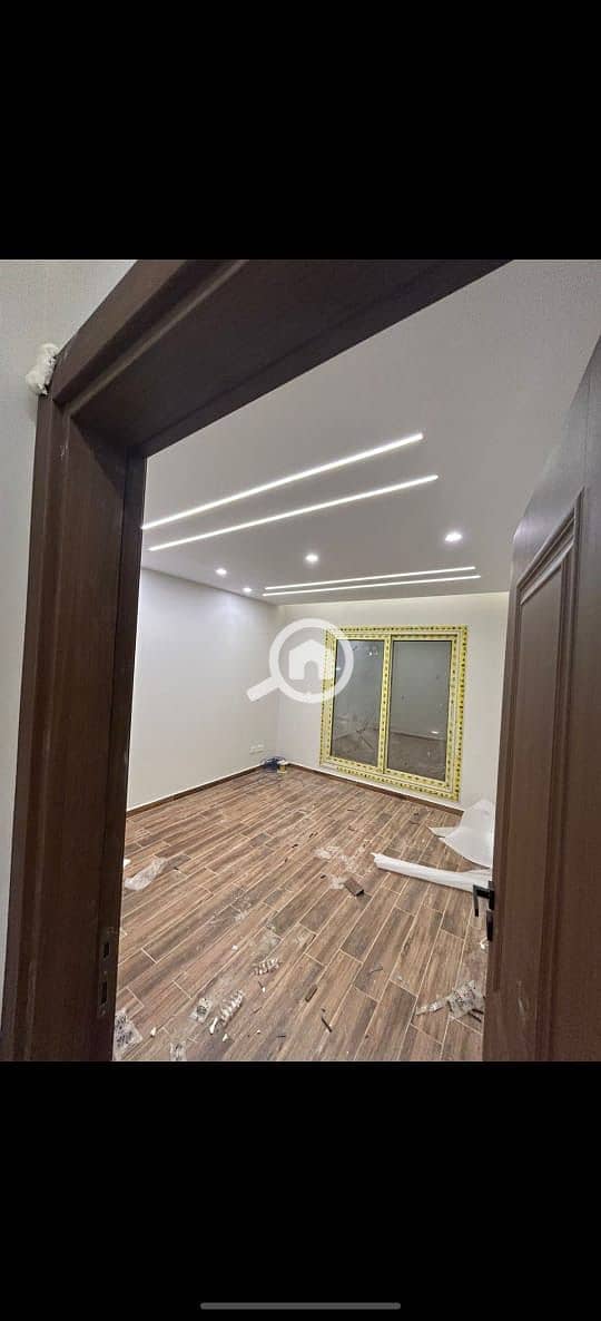 4 19de24ae-a2a2-4125-bfb7-4a10d3e5cd2a. jpeg