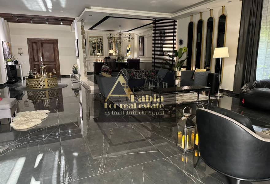 3 5a234d1d-e54f-4c3f-a6f5-f34f03ecfcd9. jpg