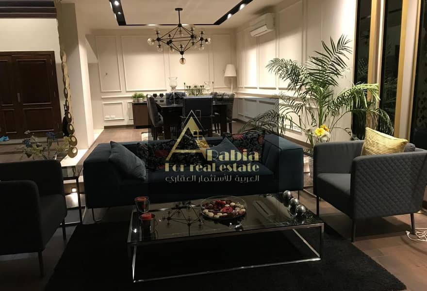 17 b86064f4-cca3-4cf8-a3ca-21eeda7608a0. jpg