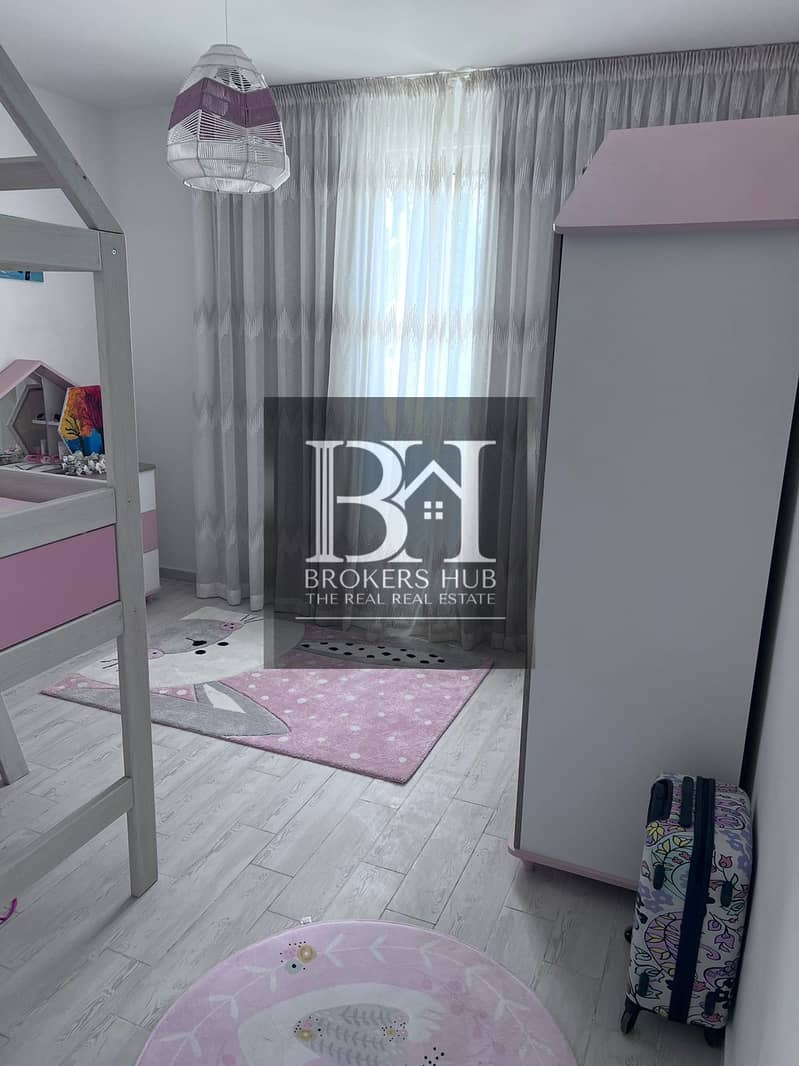 17 ded42ecd-7200-42fd-851e-125e4f2a16e2. jpeg