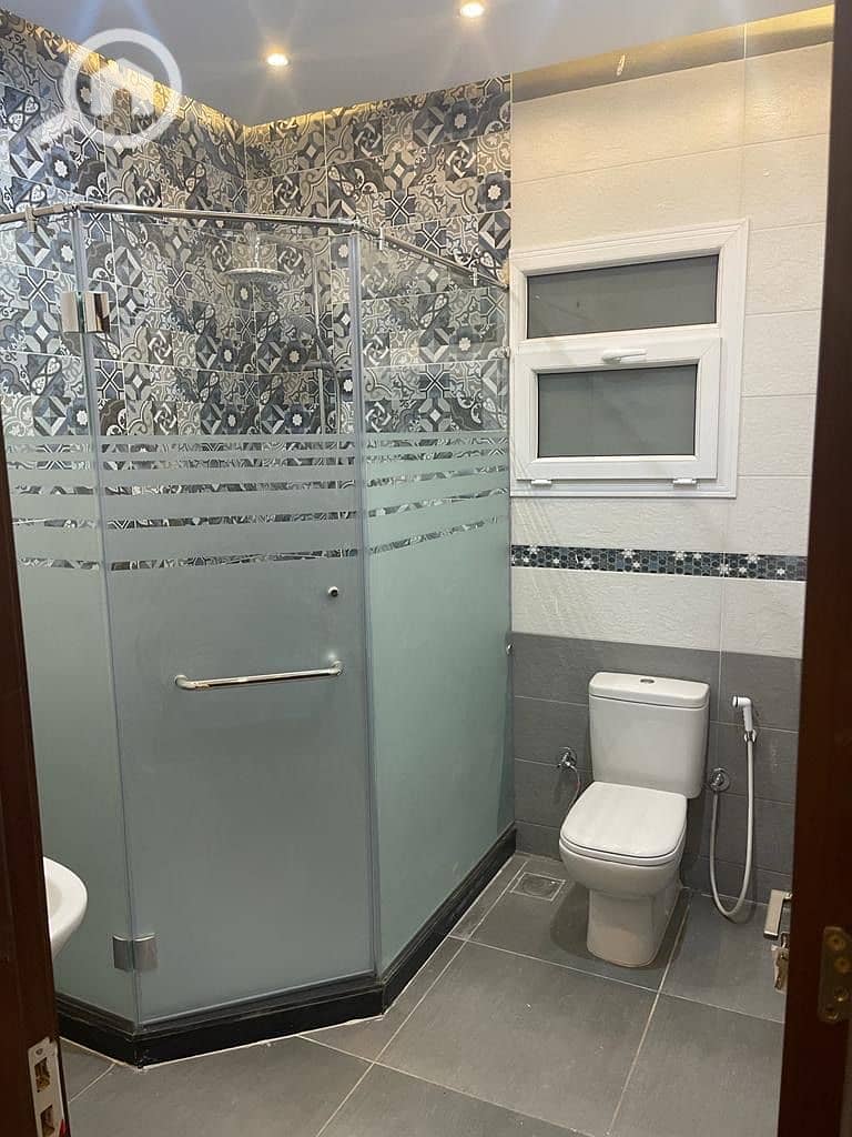 22 230bf753-c723-4ed3-952c-e2922bbb6265. jpeg