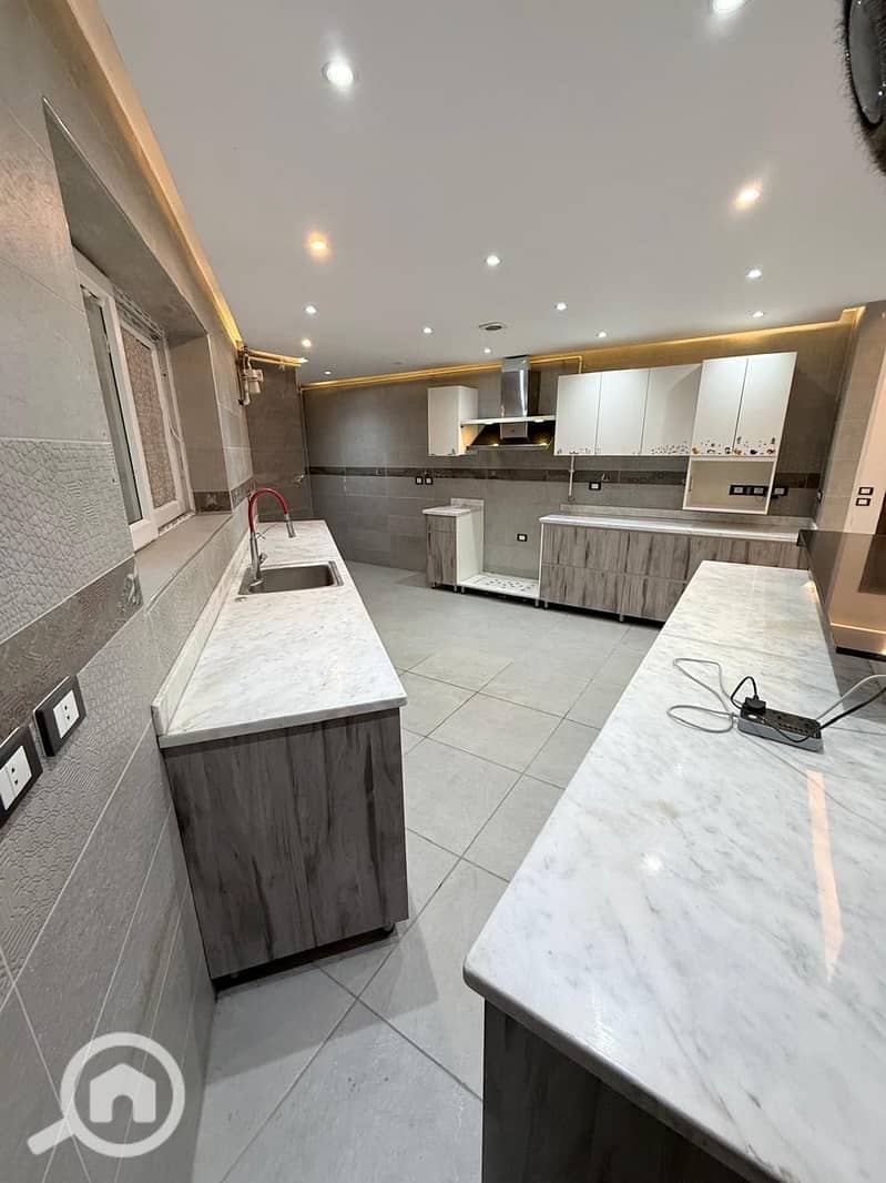 32 b3547374-8024-42fa-86b2-0e08c33aa8ab. jpeg