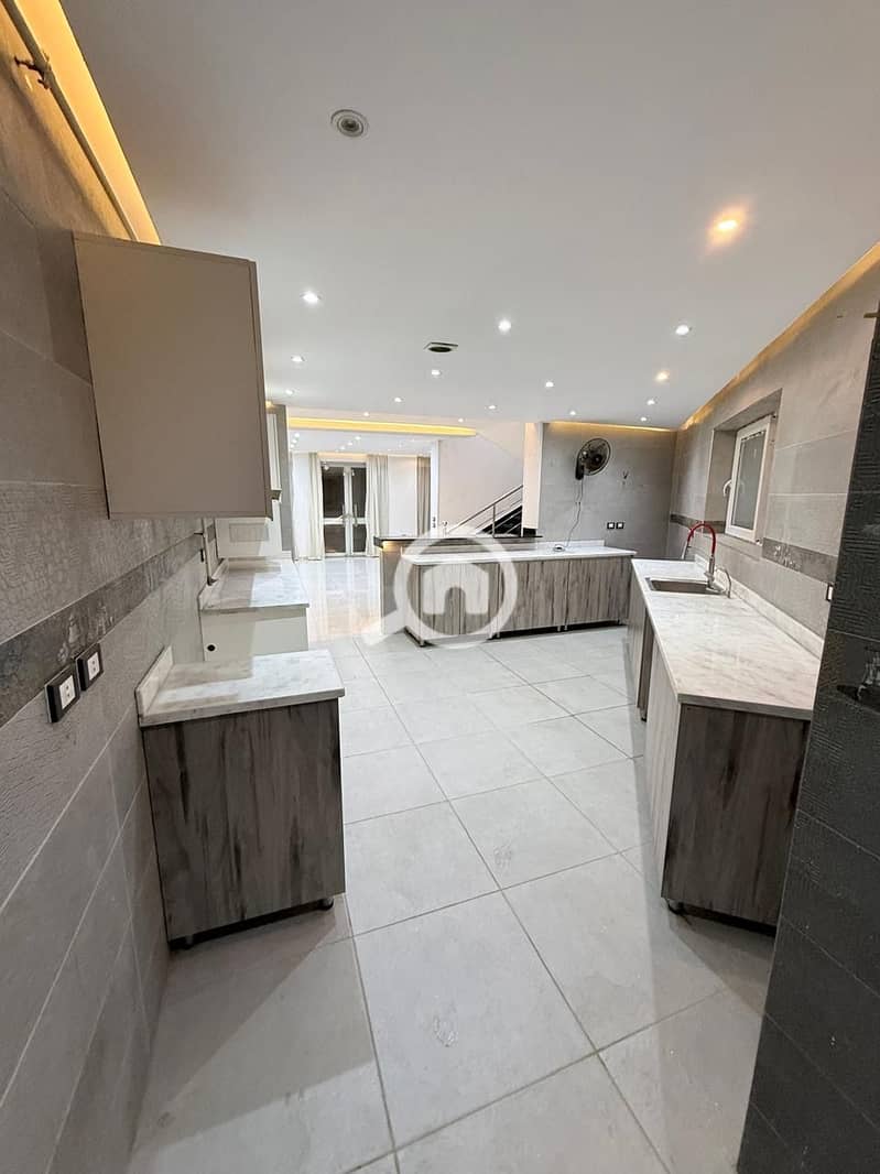 34 d151a160-e999-41b8-ab2c-f5be4b5285e0. jpeg