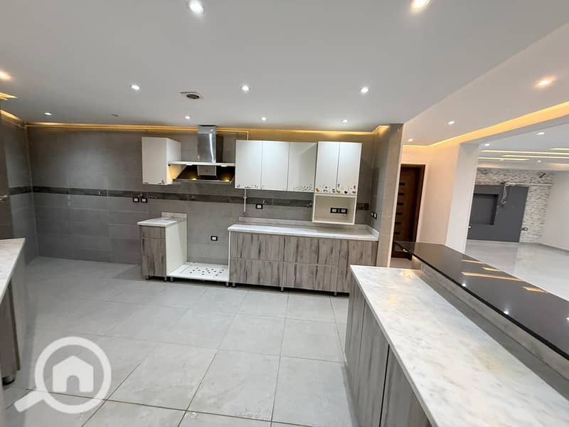 36 4f5d78bc-90bb-4c21-b38e-1244d99808ca. jpeg