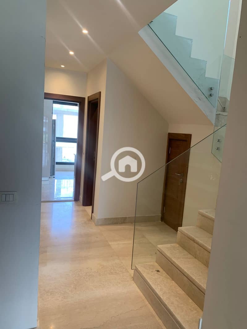 4 WhatsApp Image 2025-11-15 at 2.06. 27 PM (1). jpeg