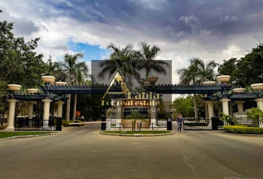 2 9158f15b-1ba6-4b1a-a32d-1a398f702ab3. jpg