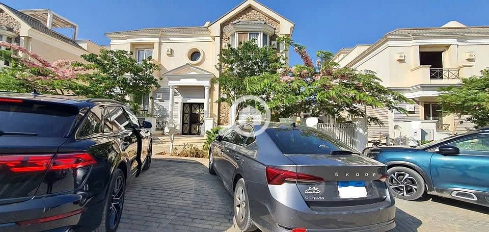 8 558765670_1310843364120846_4012497970294163669_n. jpg