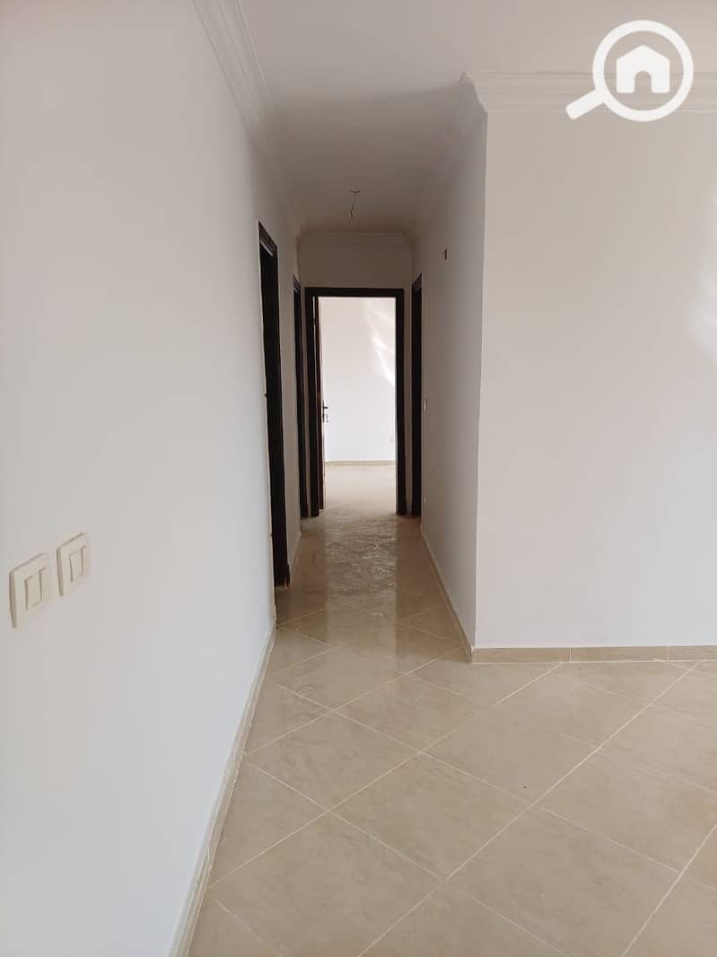 4 8075d10a-016d-48ab-954a-3539fa64711c. jpeg