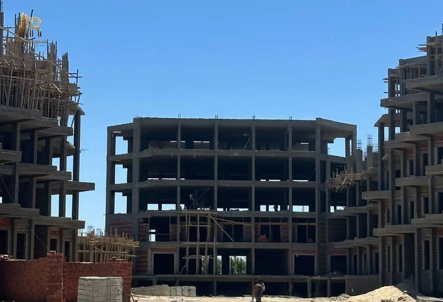 17 8002981-4d415o. jpg