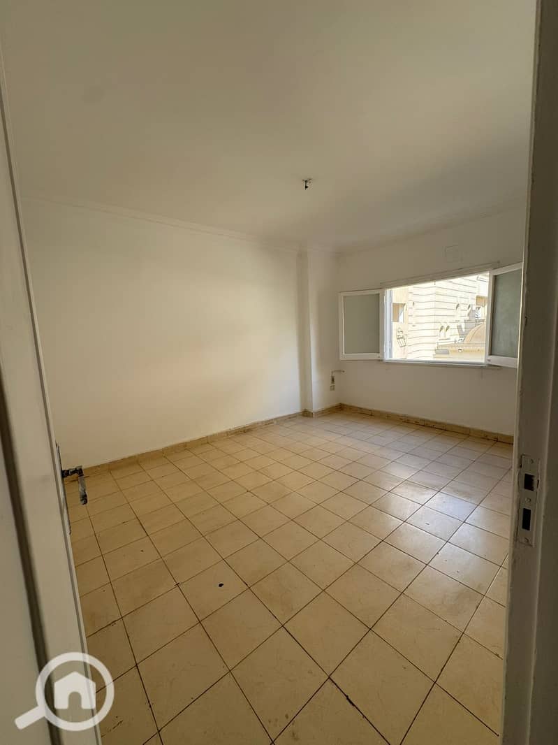 8 WhatsApp Image 2025-09-29 at 11.53. 36 AM (2). jpeg