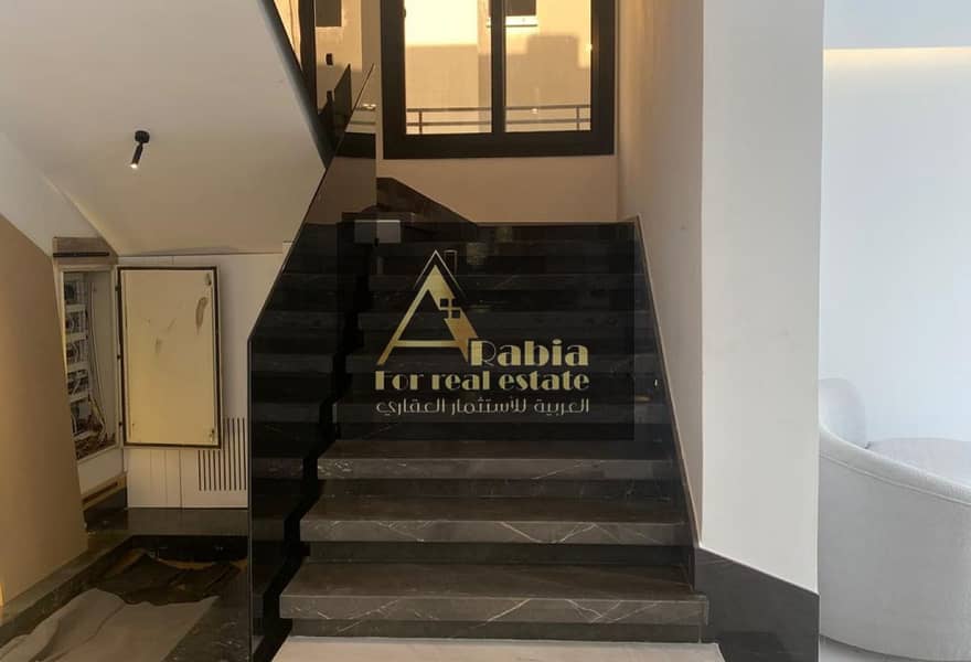 5 8ad0eeca-33f5-41c3-b5ae-e13f8c45a229. jpg