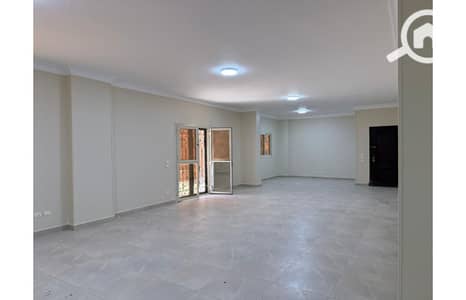 3 Bedroom Duplex for Rent in Sheikh Zayed, Giza - IMG-20251029-WA0086. jpg