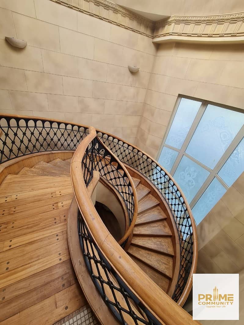 9 WhatsApp Image 2025-11-16 at 18.00. 10_4065b821. jpg