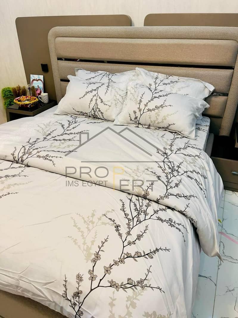 8 68e6ae5d-fc8f-4ff6-9788-f86b5e7b7049. jpg