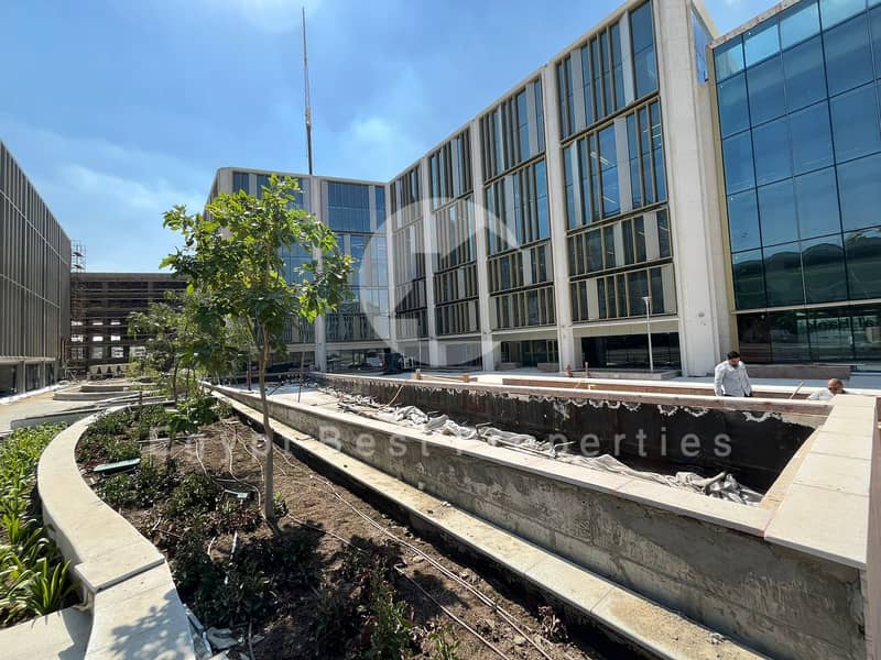 4 d7749919-b038-4e3b-9bb2-352aa4a8a99e. jpeg