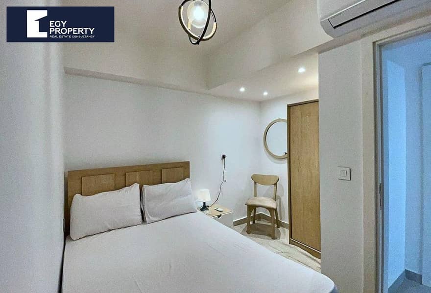 4 df915a7a-220f-48fd-9a81-130dc1aec23f. jpg