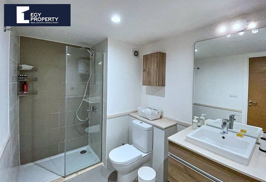 8 982be84c-3bfc-4fd5-b76b-4a85a2818740. jpg