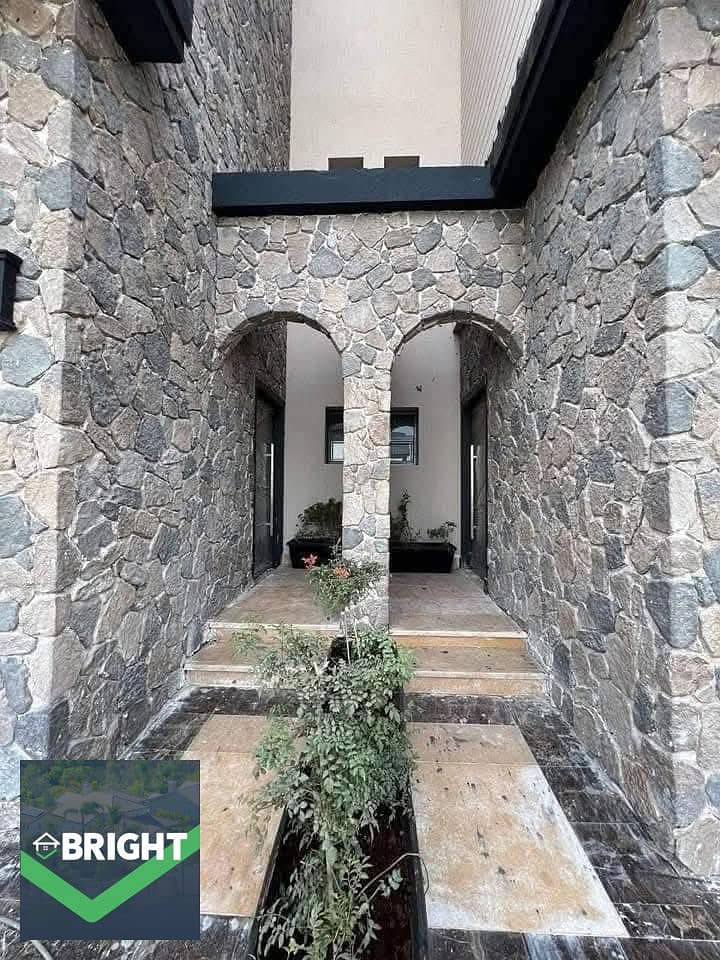 7 413f473c-c1a3-44da-9fa6-7fe367958e5d. jpeg