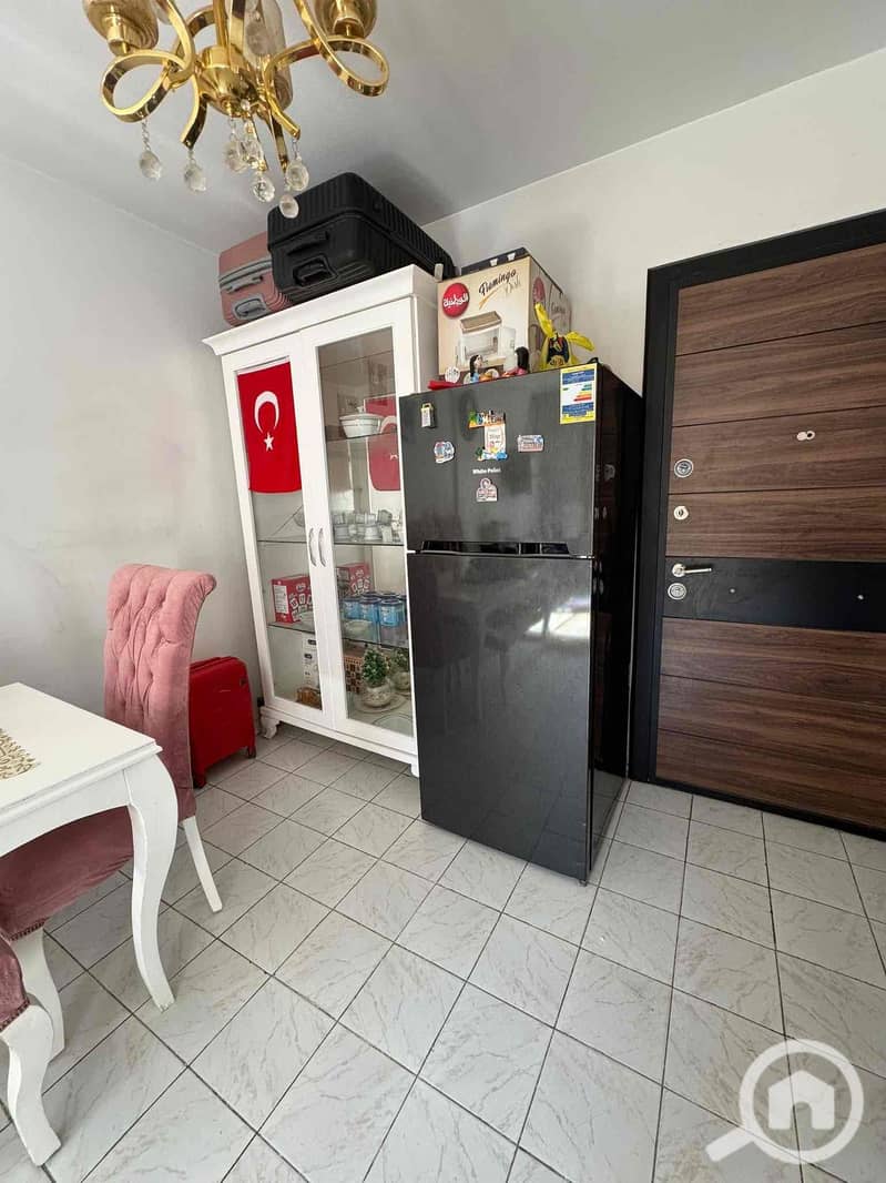 11 bae4b8fc-26a1-4edb-ab46-176922bc2b14. jpg