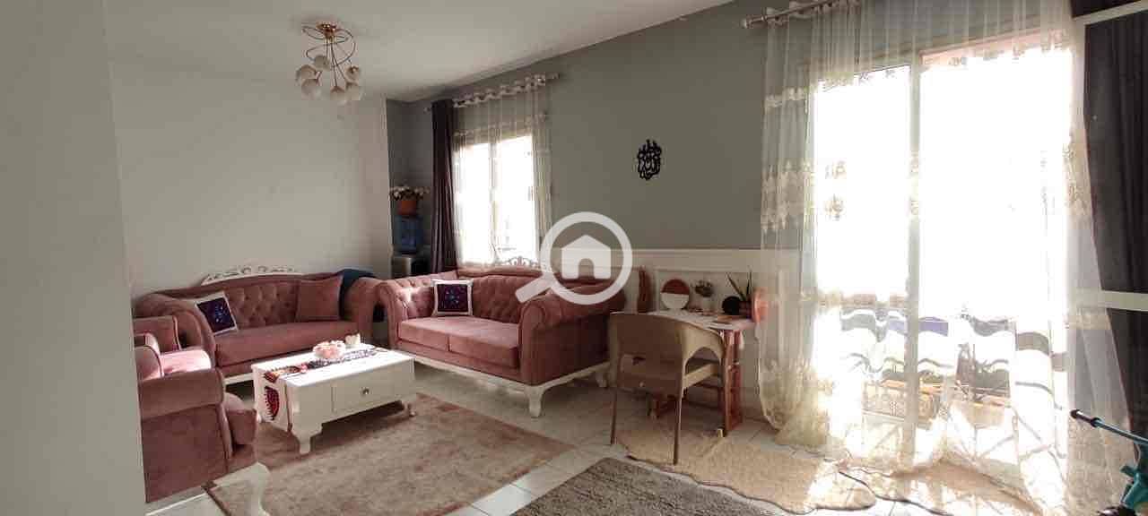 17 c4f1c975-79e6-4e78-9fa1-e4f8d6aa7119. jpg