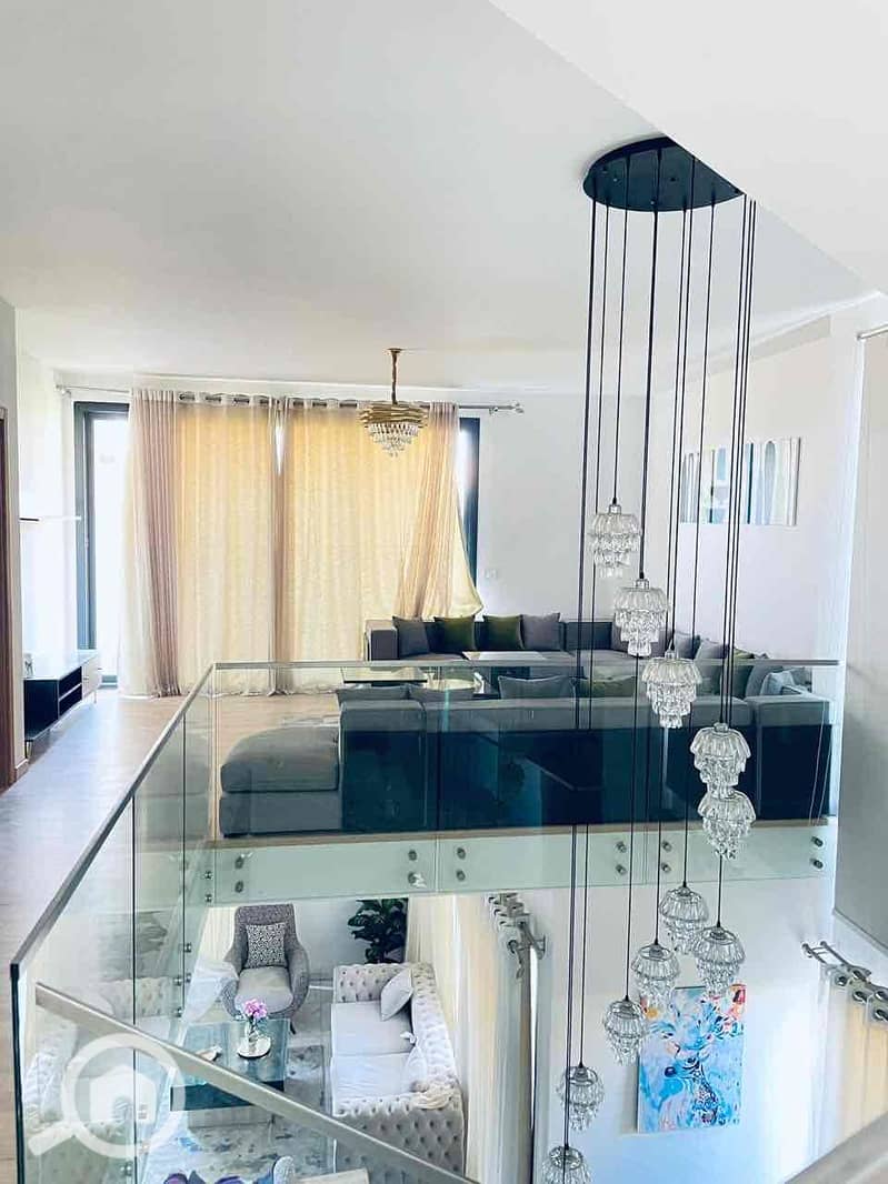 8 78870530-7dd6-4e06-94b3-65f069c03897. jpg