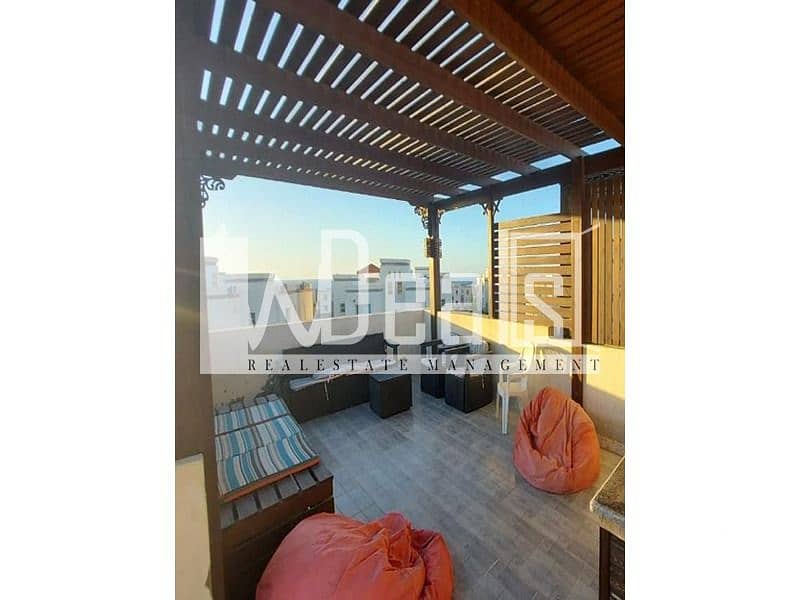 10 WhatsApp Image 2025-11-16 at 21.23. 49. jpeg