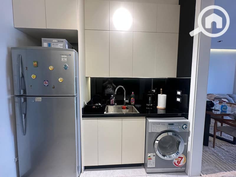 12 2130715d-8dd2-42bf-991c-c1fb6af6086f. jpg