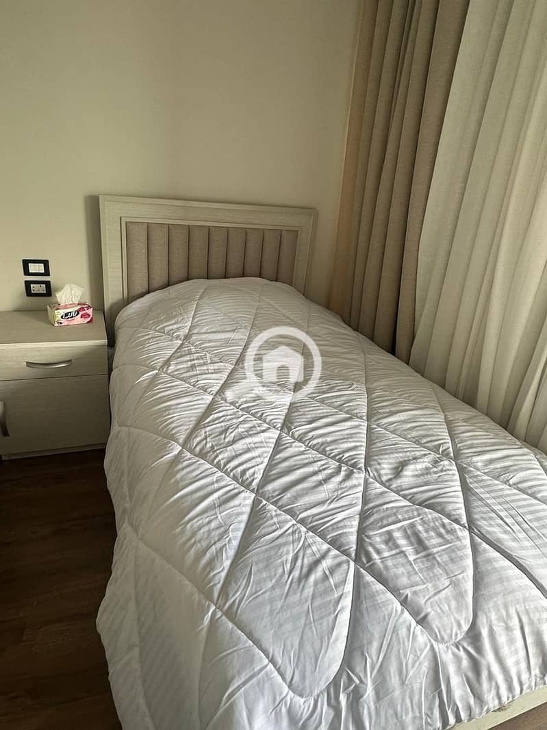 16 d6beb696-bf96-498d-bc1a-4ae30996a3a5. jpg