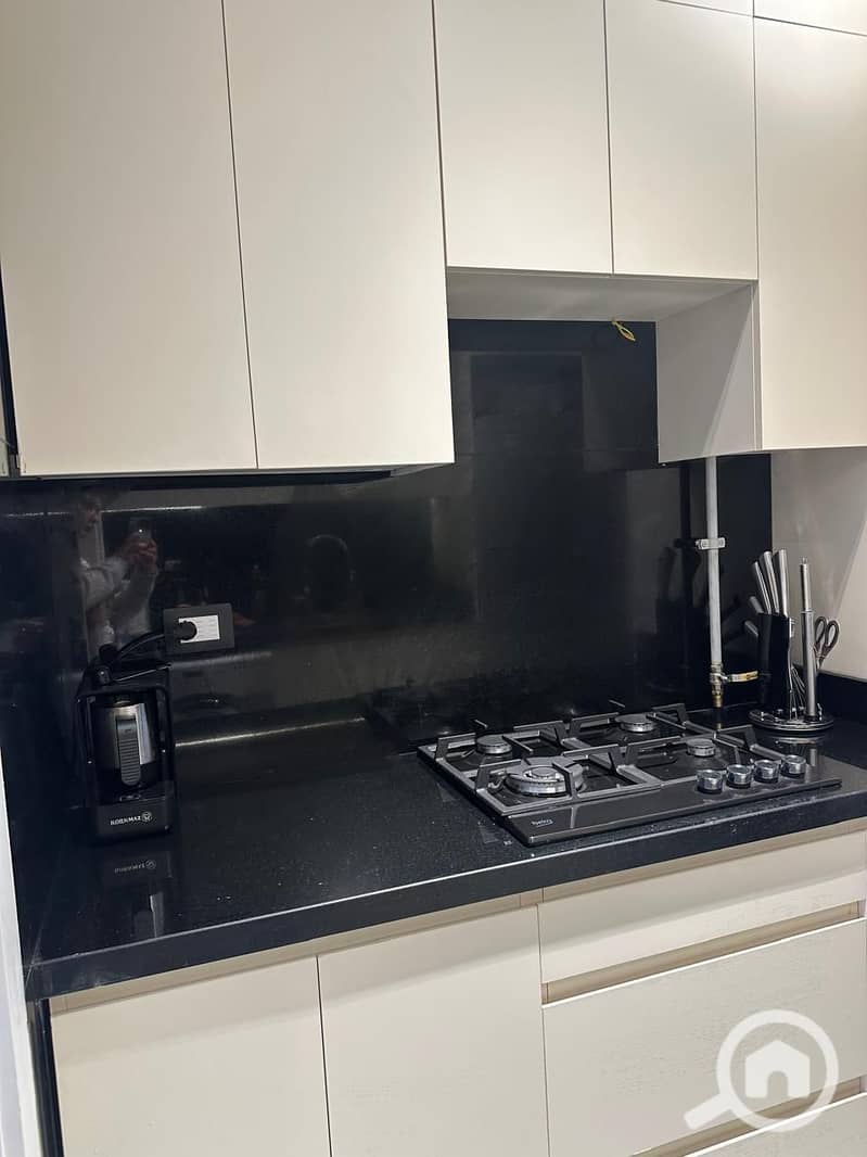 20 f6d60f2e-5f38-4e9d-8d71-764899f097ee. jpg