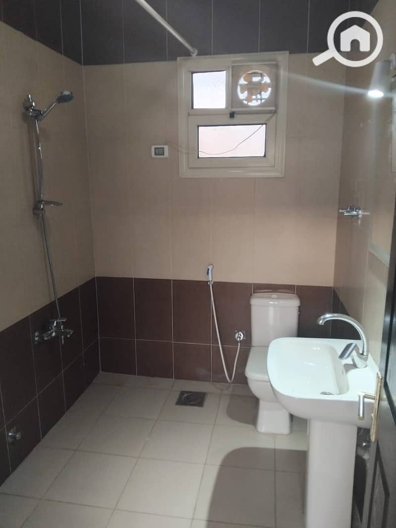 4 WhatsApp Image 2025-08-07 at 7.31. 48 PM (1). jpeg