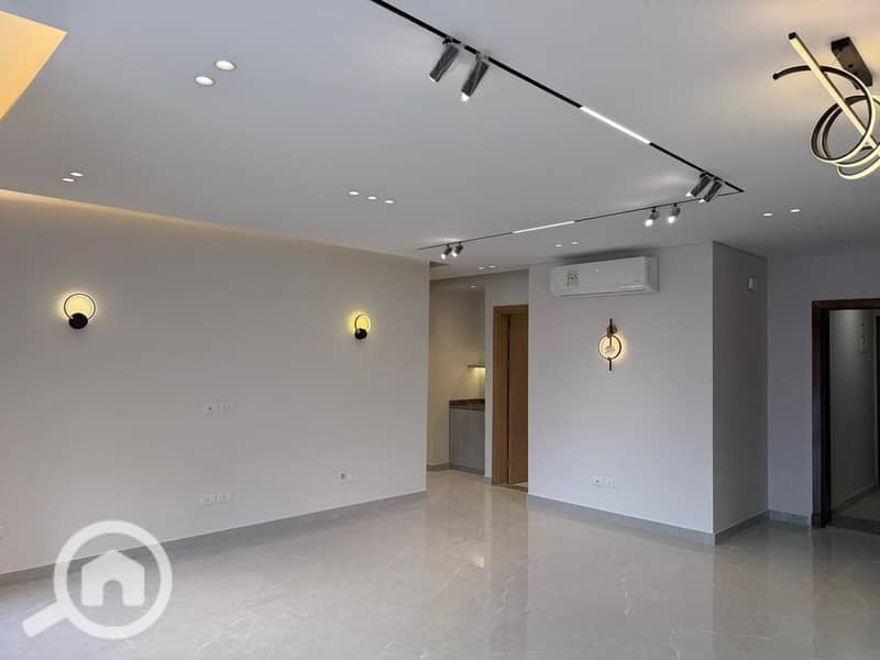 11 5411e1c5-a427-45a0-af10-80a6e1f6667f. jpg