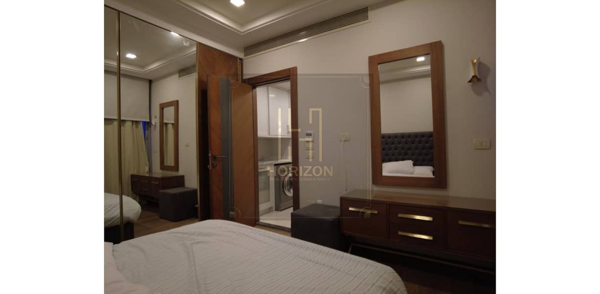 5 WhatsApp Image 2025-10-24 at 3.35. 32 PM (1). jpg