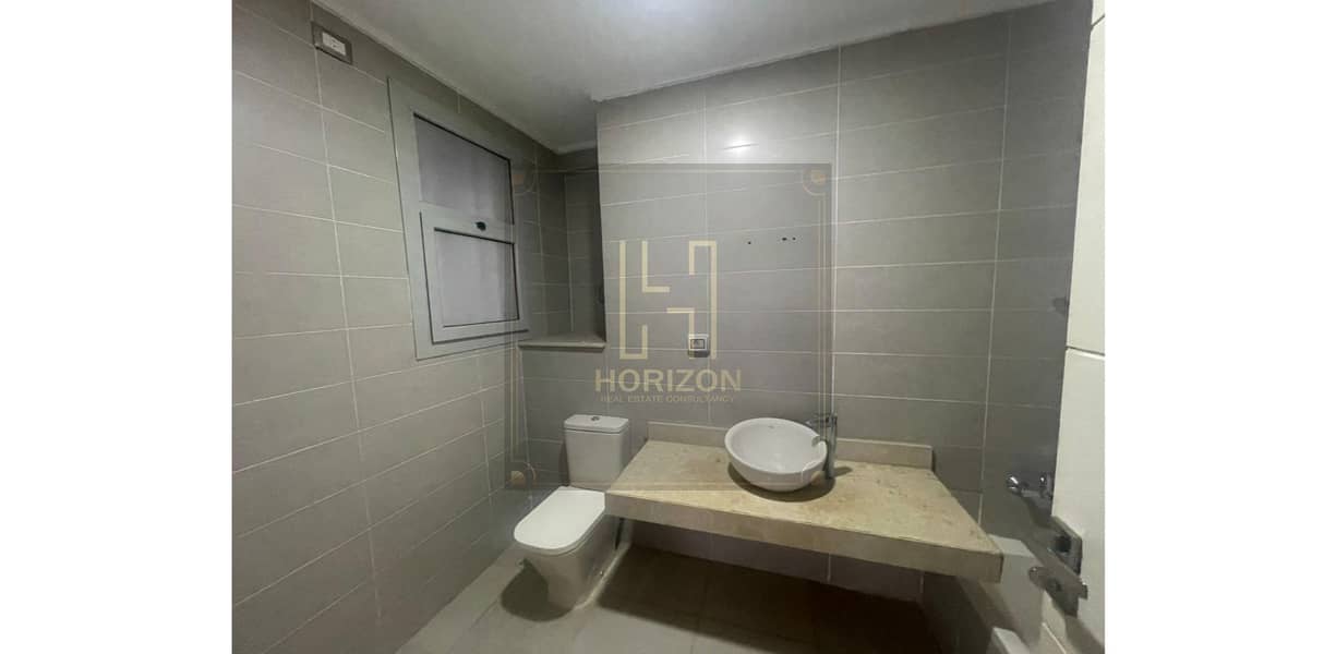 5 WhatsApp Image 2025-10-01 at 2.24. 31 PM (1). jpg