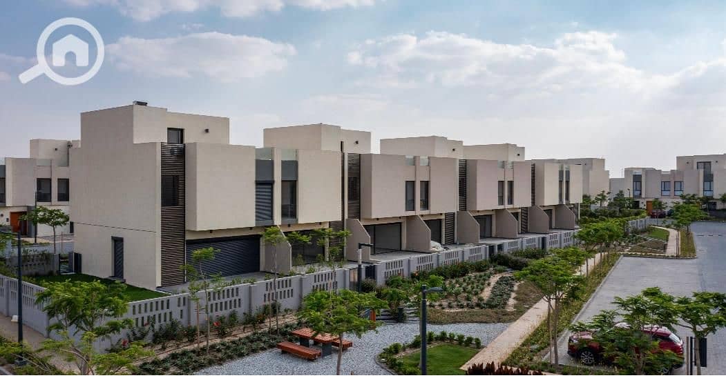 5 WhatsApp Image 2025-11-16 at 10.08. 55 PM (4). jpeg