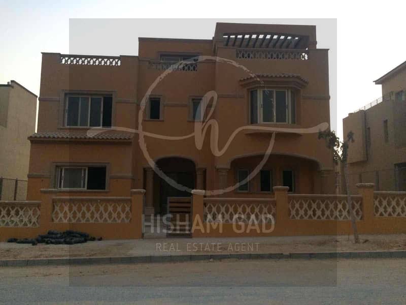 4 b24c7aea-5c1b-44b9-96d2-1fe06233913f. jpg