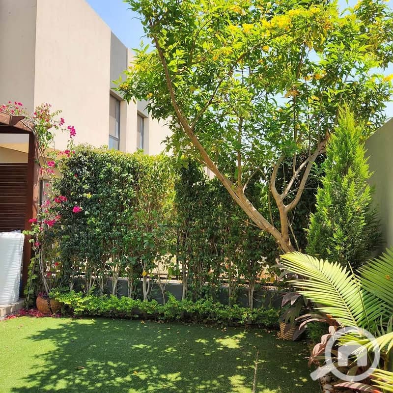 8 508123598_1260243655821984_122967315685089979_n. jpg