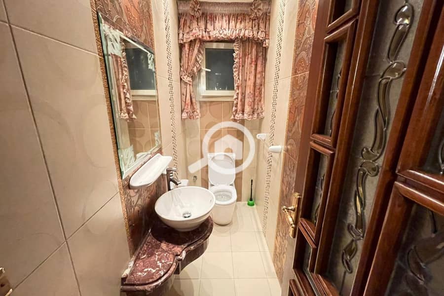 15 Untitled-1_0014_873d585c-92b2-431e-9e96-a50c6e9b95bf. jpg