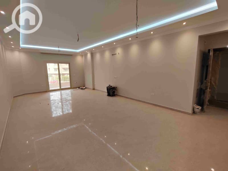 1000088250. jpg 1000088250. jpg