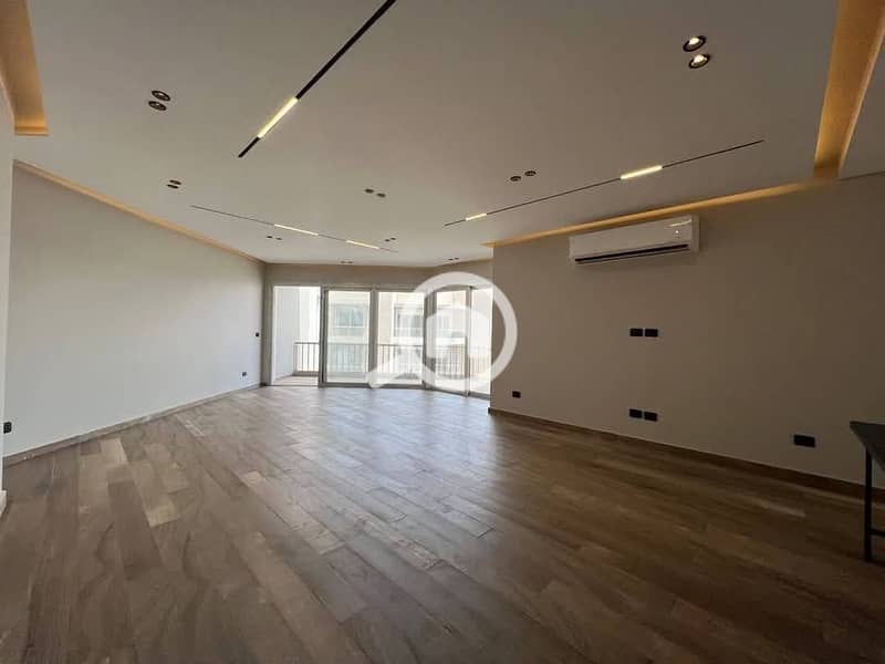 2 0c102d28-c0ea-4213-b211-1f57b36223d7. jpg