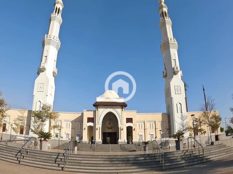 8 4c02bd29-9ed3-4bc2-b443-20238a51a3fc. jpeg