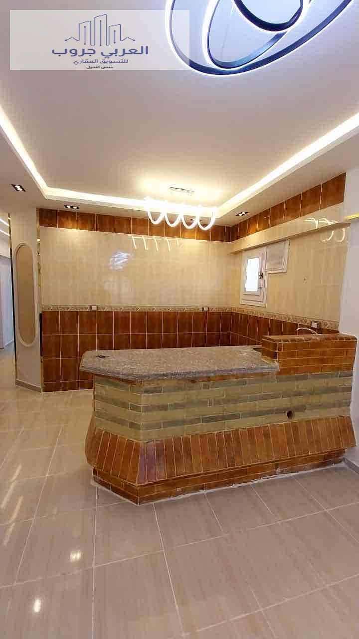 9 852a813f-c5bf-4a7e-912f-cc6c603b1957. jpg