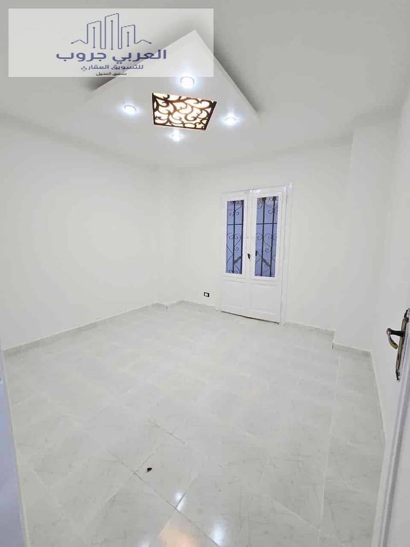 12 06193be4-799c-476a-8909-01250edb2ea5. jpg