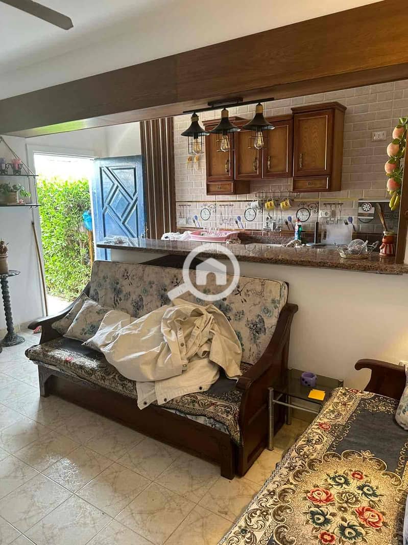 2 a73c5524-5fc9-4d4e-832b-ef9354970b5c. jpg