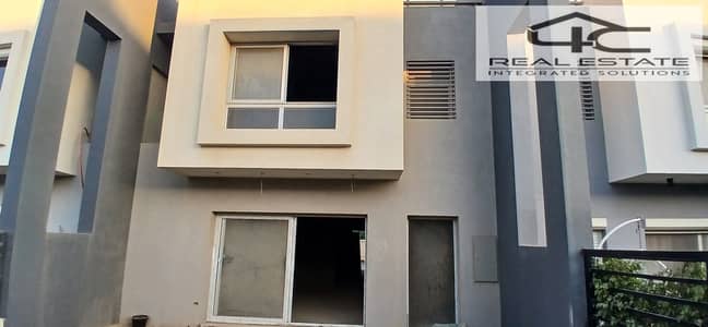 توين هاوس 4 غرف نوم للبيع في القاهرة الجديدة، القاهرة - 20251028_174154. jpg