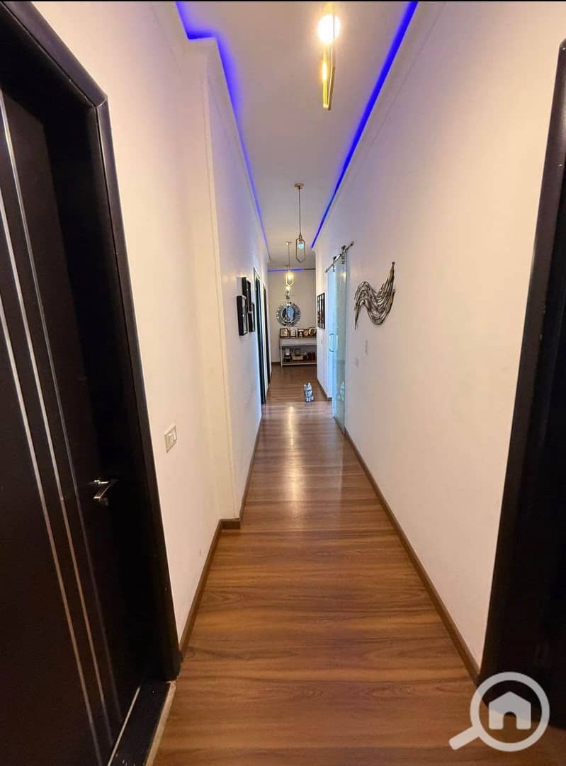 6 57d81d7e-210c-4313-887f-ab68692b5d44. jpeg