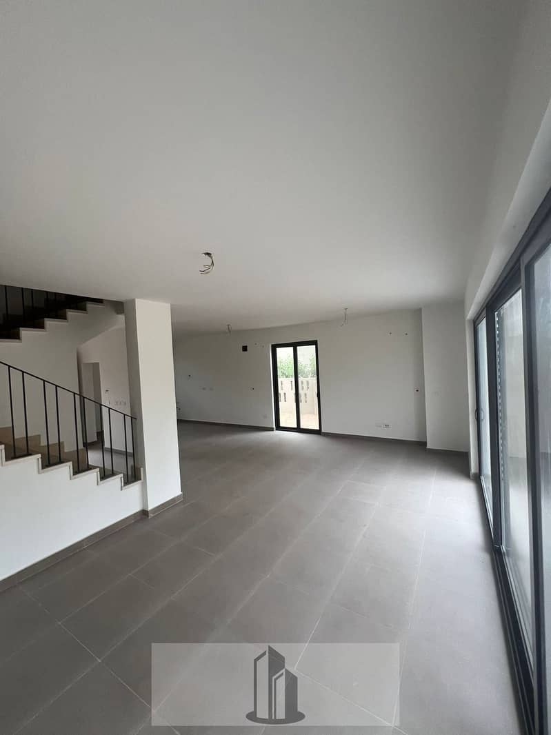 3 WhatsApp Image 2025-11-09 at 6.31. 58 PM (1). jpeg