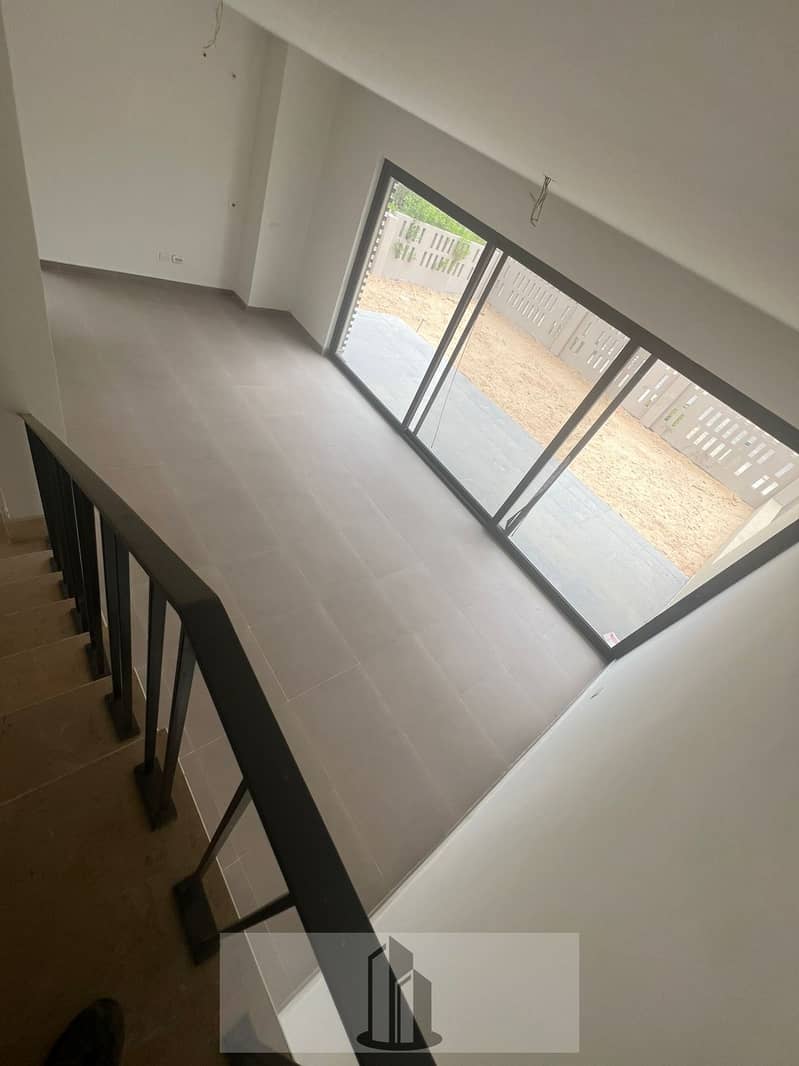 6 WhatsApp Image 2025-11-09 at 6.32. 01 PM. jpeg