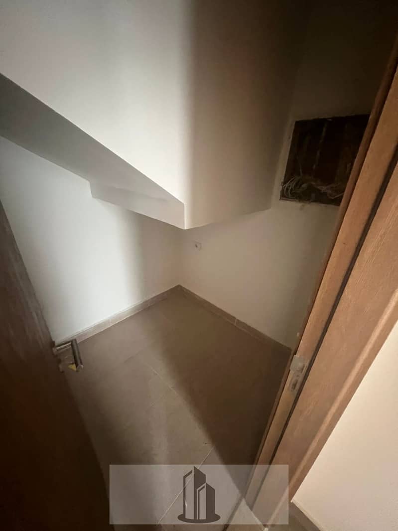 7 WhatsApp Image 2025-11-09 at 6.32. 00 PM (1). jpeg