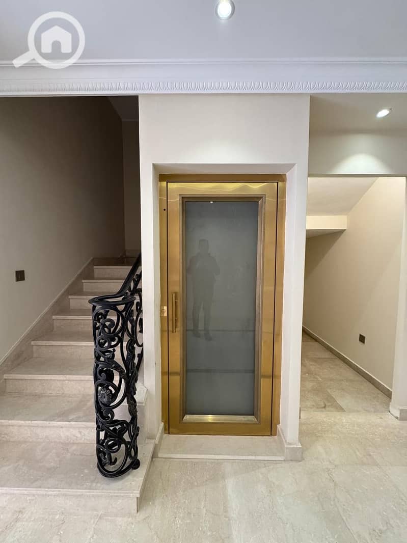 4 WhatsApp Image 2025-10-02 at 12.08. 52 AM (1). jpeg