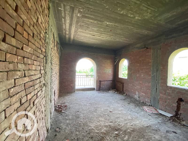 2 4e5a315b-e2a4-4b9f-b805-e3bcb91e2f70. jpg